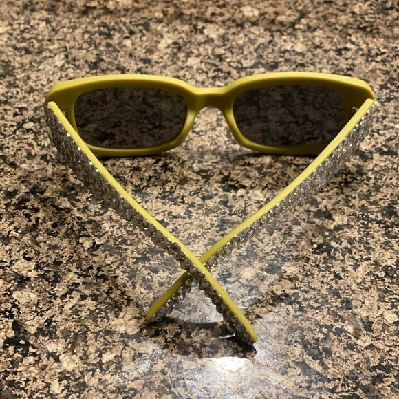 🚨Green Shades🚨 - Picture 4 of 4